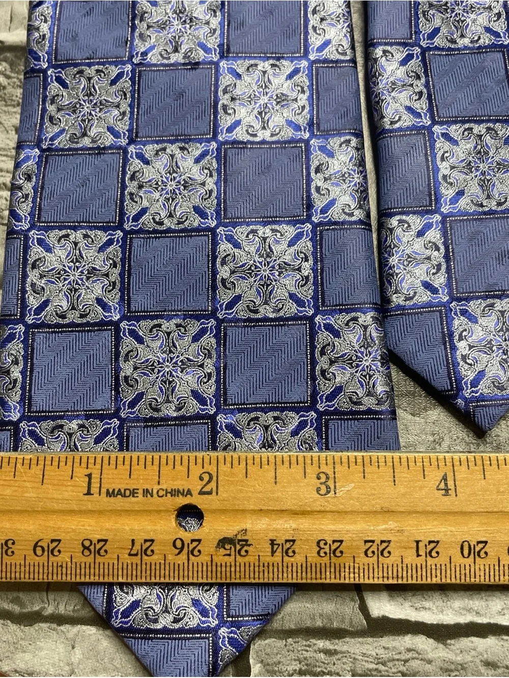 Ermenegildo Zegna Blue and Silver Geometric Silk Tie